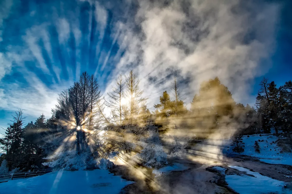 Sun Rays 1721525 1920.jpg 1200x800